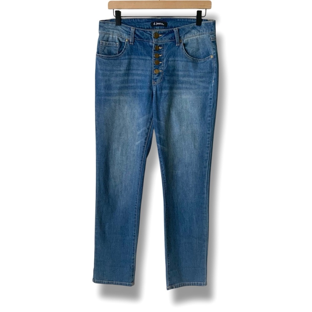 d. jeans Jeans Women's Classic Blue Straight Leg Exposed Buttons Size 8